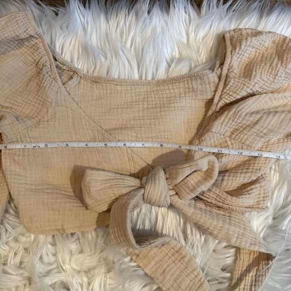 SHEIN Petite XXS Beige Gauze Tie Front Long Sleeve Crop Top Boho Blouse - Picture 8 of 11